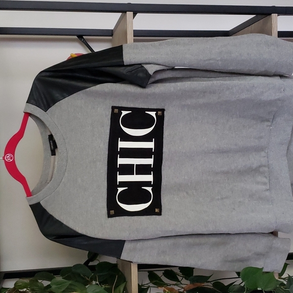 Forever 21 Sweatshirt - Picture 1 of 3